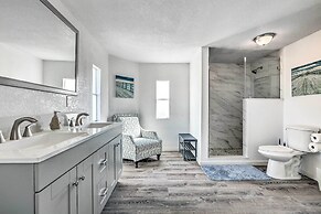 Pet-friendly Home: 10 Mi to Lake Okeechobee!