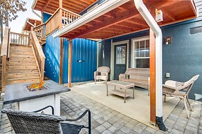 Airy Apartment With Deck - Walk to Main Street!