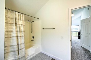 Stunning Hood Canal Getaway w/ Private Deck!