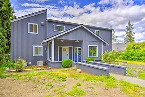 Stunning Hood Canal Getaway w/ Private Deck!