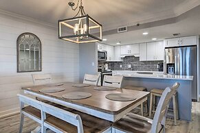 Coastal Orange Beach Condo: Resort + Beach Access!