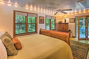 Boone Cottage w/ Fire Pit & On-site Creek!