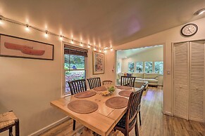 Boone Cottage w/ Fire Pit & On-site Creek!