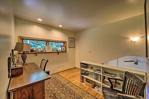 Boone Cottage w/ Fire Pit & On-site Creek!