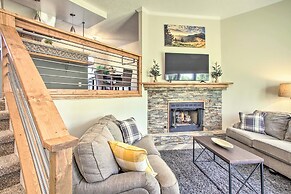 The Overlook Gem: Stunning Views & Serenity Awaits