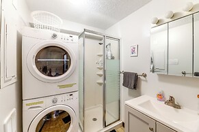 Oregon Coast Escape: Steps to Beach