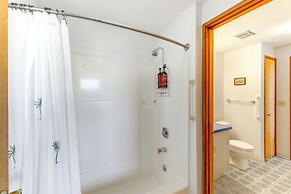 Oregon Coast Escape: Steps to Beach