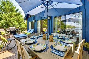 Beautiful Lake Keowee Home w/ Boat Dock & Fire Pit