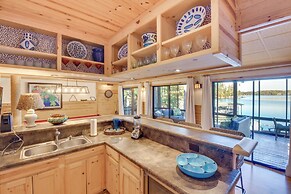 Beautiful Lake Keowee Home w/ Boat Dock & Fire Pit