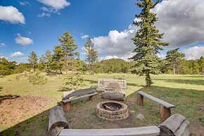 Cozy Red Feather Lakes Retreat w/ Deck & Yard