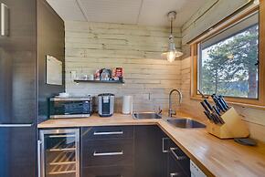 Cozy Red Feather Lakes Retreat w/ Deck & Yard