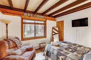 Private Hot Tub: Cabin 1 Mi to Beech Mountain!