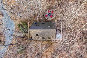 Private Hot Tub: Cabin 1 Mi to Beech Mountain!