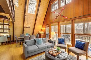 Private Hot Tub: Cabin 1 Mi to Beech Mountain!