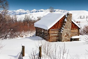 'mcniven's Rest' Guest House w/ Mtn Views!