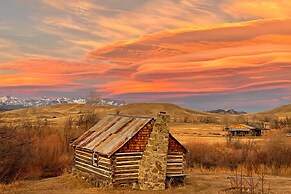 'mcniven's Rest' Guest House w/ Mtn Views!
