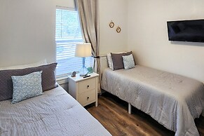 Home at Holiday Beach - Castaway at Misty Oak!