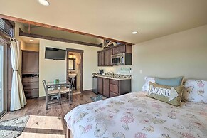 Similk Bay Retreat With Deck, Fire Pit + Hot Tub!