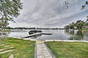 Fenton Home w/ Patio & All Sports Lake Access
