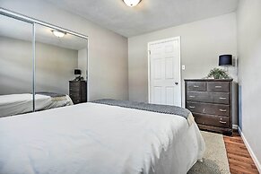 Cozy South Bend Retreat < 2 Mi to Notre Dame!