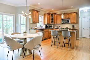 Colonial-style 'warwick Retreat' - 1 Hour to Nyc!