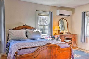 Screened Porch: 'the Rock Cottage' in Hot Springs