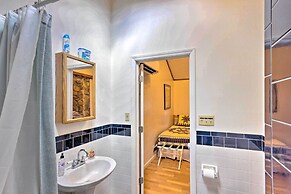 Screened Porch: 'the Rock Cottage' in Hot Springs