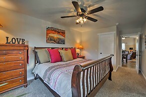 Mountain-view Moab Home w/ Pool & Hot Tub Access!