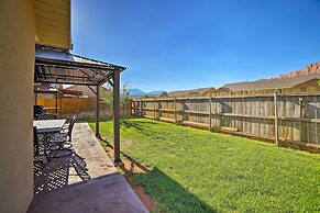 Mountain-view Moab Home w/ Pool & Hot Tub Access!