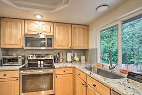 Spacious Kent Getaway w/ Yard, Deck + Grill!