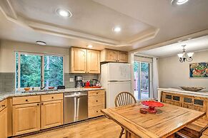 Spacious Kent Getaway w/ Yard, Deck + Grill!