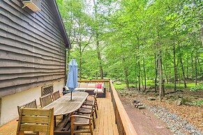 6 Mi to Skiing: Poconos Winter Escape!