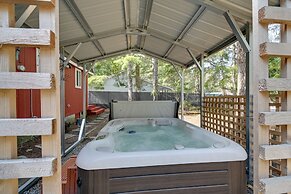 Cozy Ashford Home - 5 Mi to Rainier Nat'l Park!