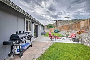 Saddle Rock East: Wenatchee Home < 3 Miles to Town