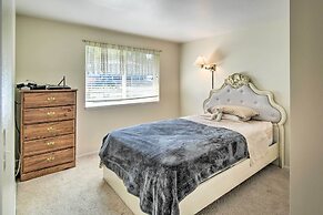 Spacious Family Home on Golf Course: Hike & Bike!