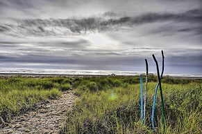 Oceanfront Retreat w/ Private Long Beach Access!