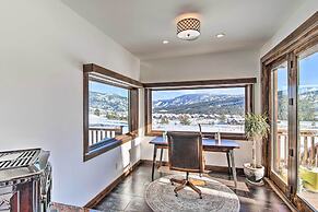 Spacious Big Sky Cabin w/ Hot Tub & Grill!