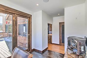 Spacious Big Sky Cabin w/ Hot Tub & Grill!