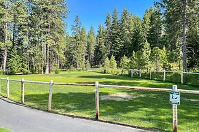 Condo w/ Outdoor Heated Pool + Hot Tub Access!