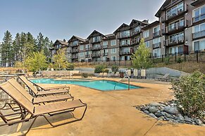 Condo w/ Outdoor Heated Pool + Hot Tub Access!