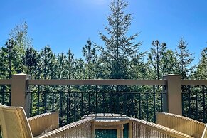 Condo w/ Outdoor Heated Pool + Hot Tub Access!