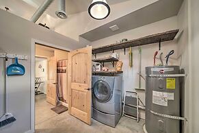 Unique Country Farmhouse Near Lake Roosevelt