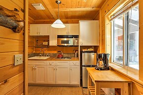 Romantic Riverfront Cottage - 1 Mile to Winthrop!