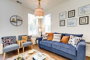 1 Mi to Downtown: Modern Ocean Springs Cottage