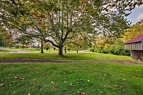 Beautiful Historic House In Amish Country