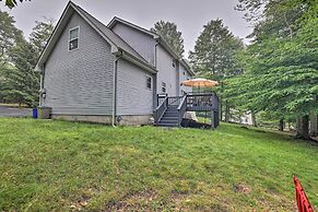 Spacious Tobyhanna Home w/ Lake Access & Fire Pit!