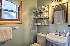 Pet-friendly Charlevoix Cabin: Walk to Lakefront!