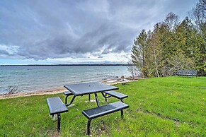 Pet-friendly Charlevoix Cabin: Walk to Lakefront!