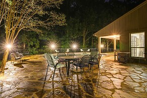 Spacious Southaven Home on 8 Acres w/ Private Pool