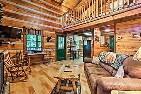 Secluded Forest Cabin, 4 Mi to Downtown Gatlinburg